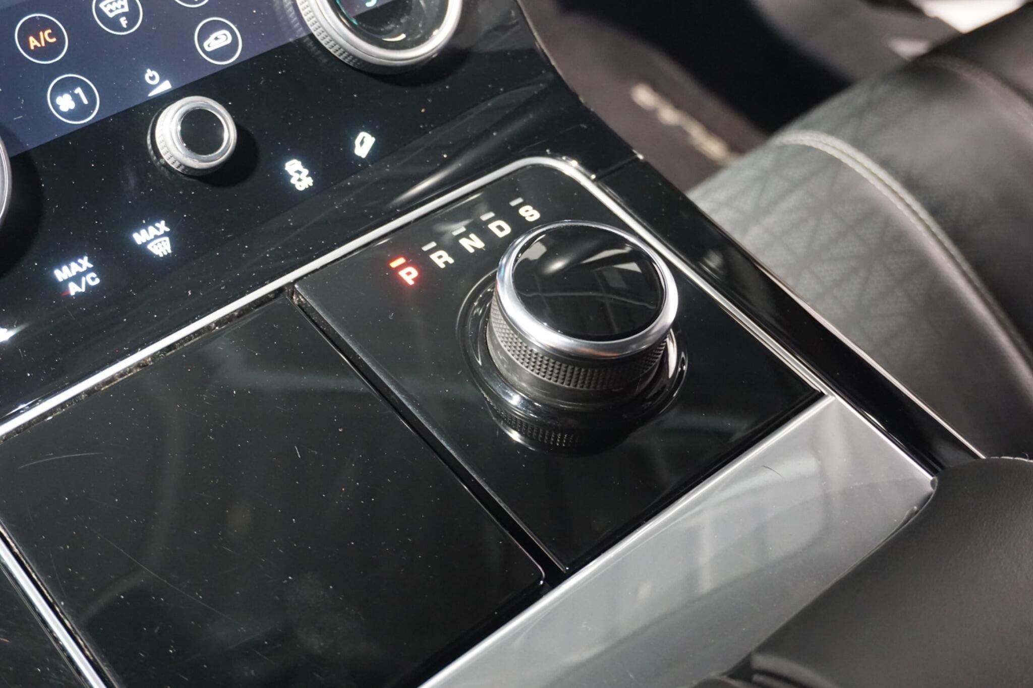 Land Rover Range Rover Velar 3.0 SD6 V6 R-Dynamic HSE SUV 5dr Diesel Auto 4WD Euro 6 (s/s) (300 ps)